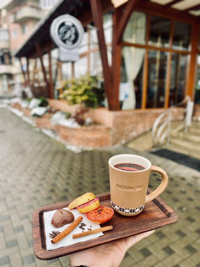 Restaurant Pensiune Bucovina 坎普朗莫道尼斯 外观 照片