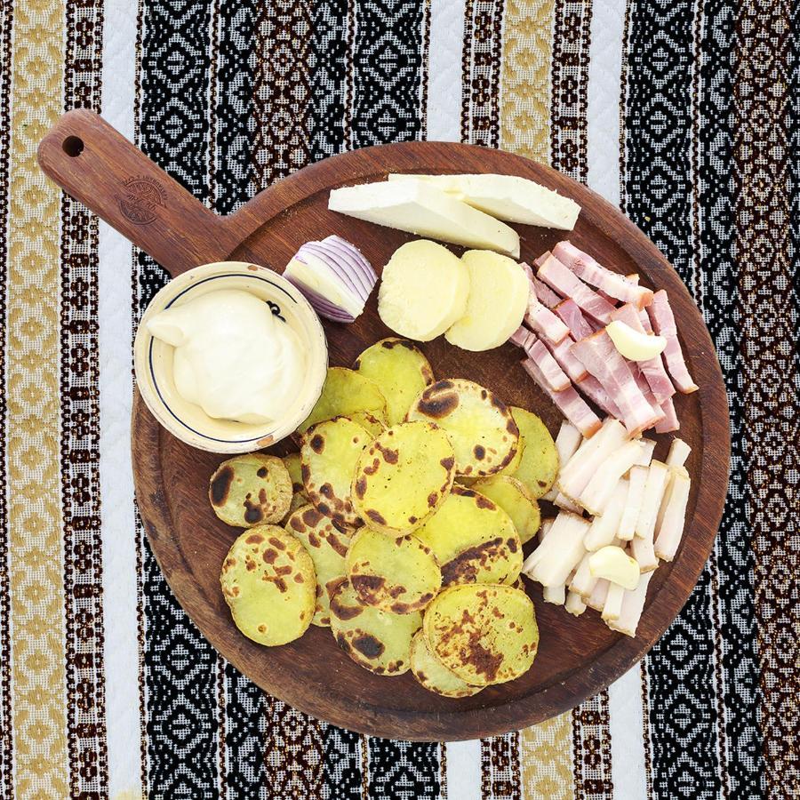 Restaurant Pensiune Bucovina 坎普朗莫道尼斯 外观 照片